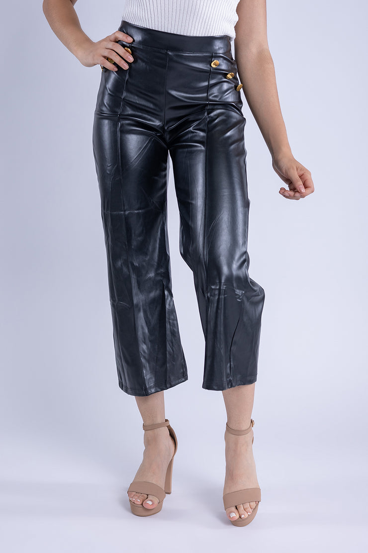Pantalón capri negro de vini piel