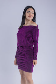 Vestido con destellos morado plisado