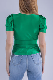 Blusa satinada verde con manga tipo globo