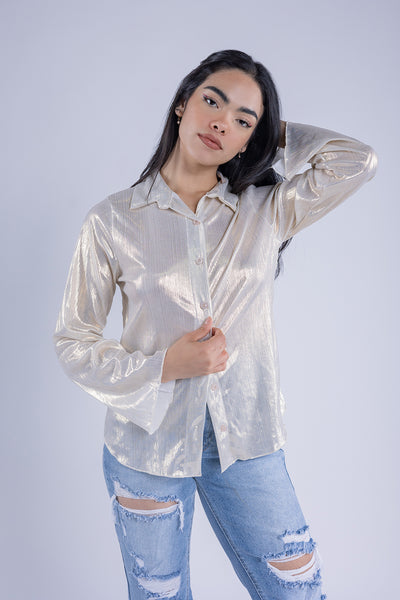 Blusa dorada satinada