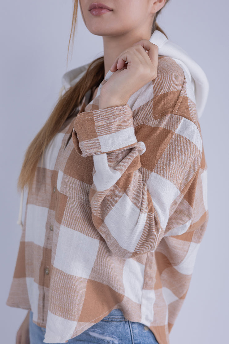 Camisola cuadriculada con capucha