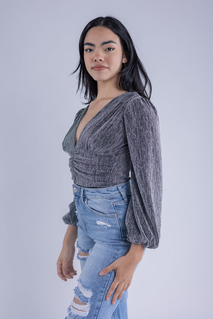 Pantiblusa con destellos plateados