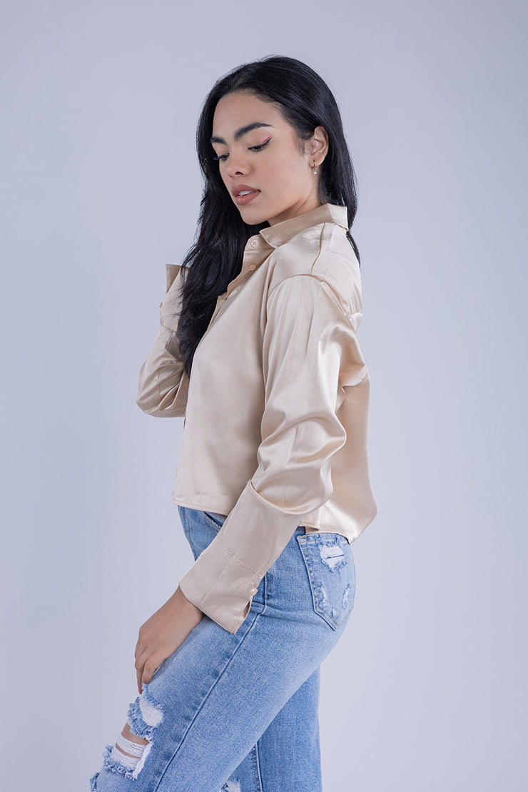 Crop top satinado manga larga