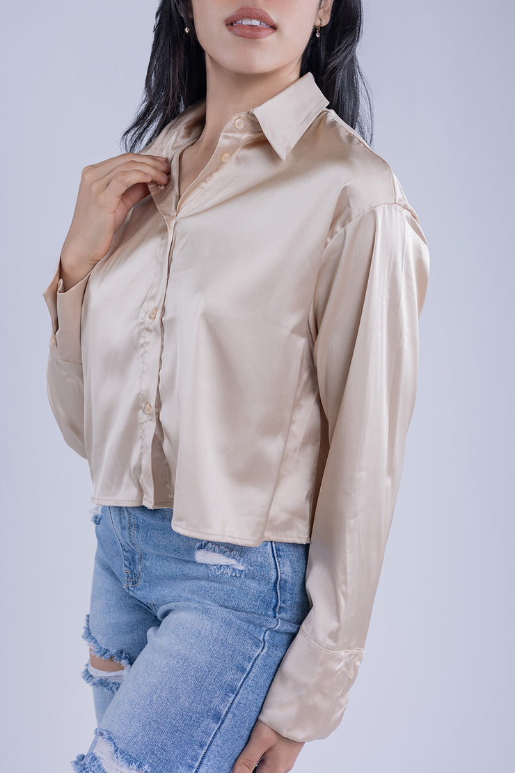 Crop top satinado manga larga