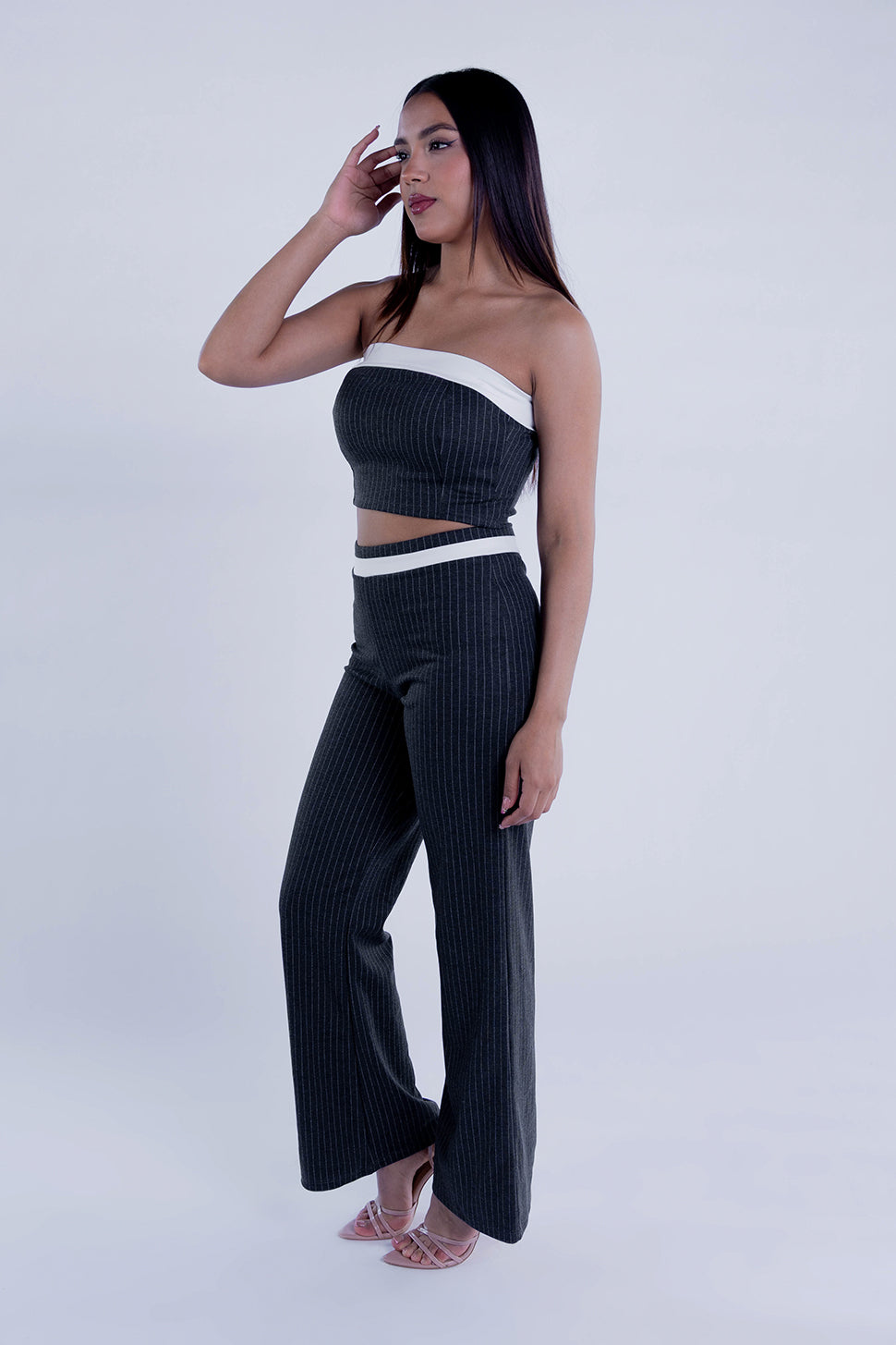 Conjunto de dos piezas negro con contraste de color