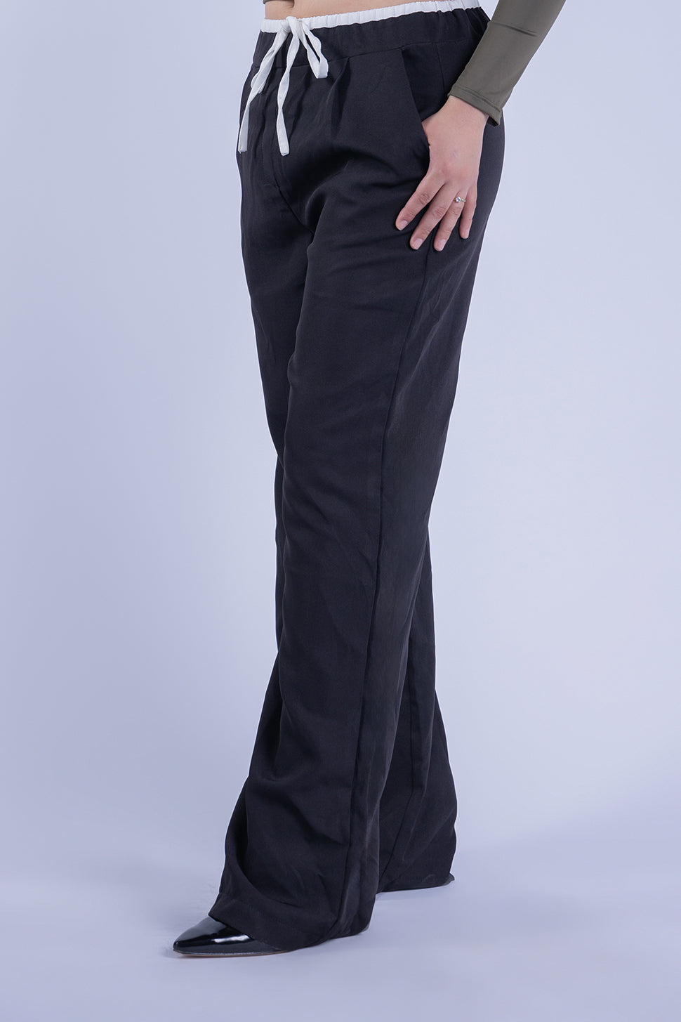 Pantalón negro de doble pretina