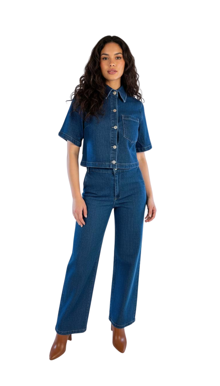 Conjunto de mezclilla de dos piezas de blusa abotonada y pantalon