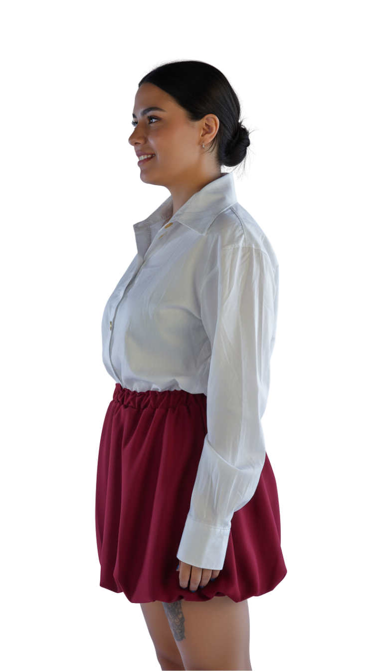 Blusa blanca abotonada tipo camisera blanca