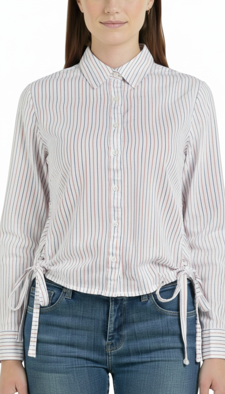 Blusa de rayas rosas y blancas abotonado con detalles laterales