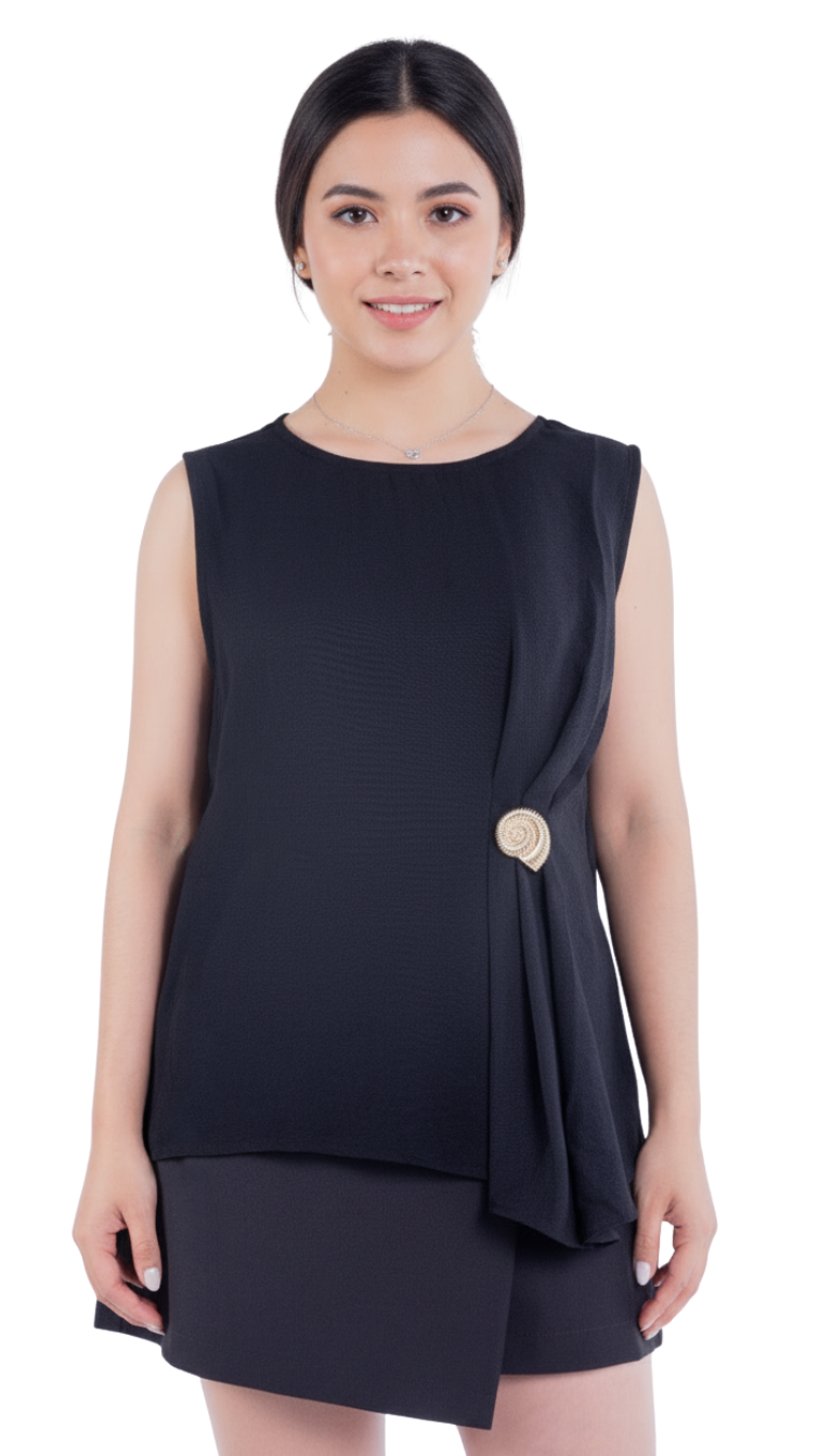 Blusa negra tipo mesh con detalle lateral metálico