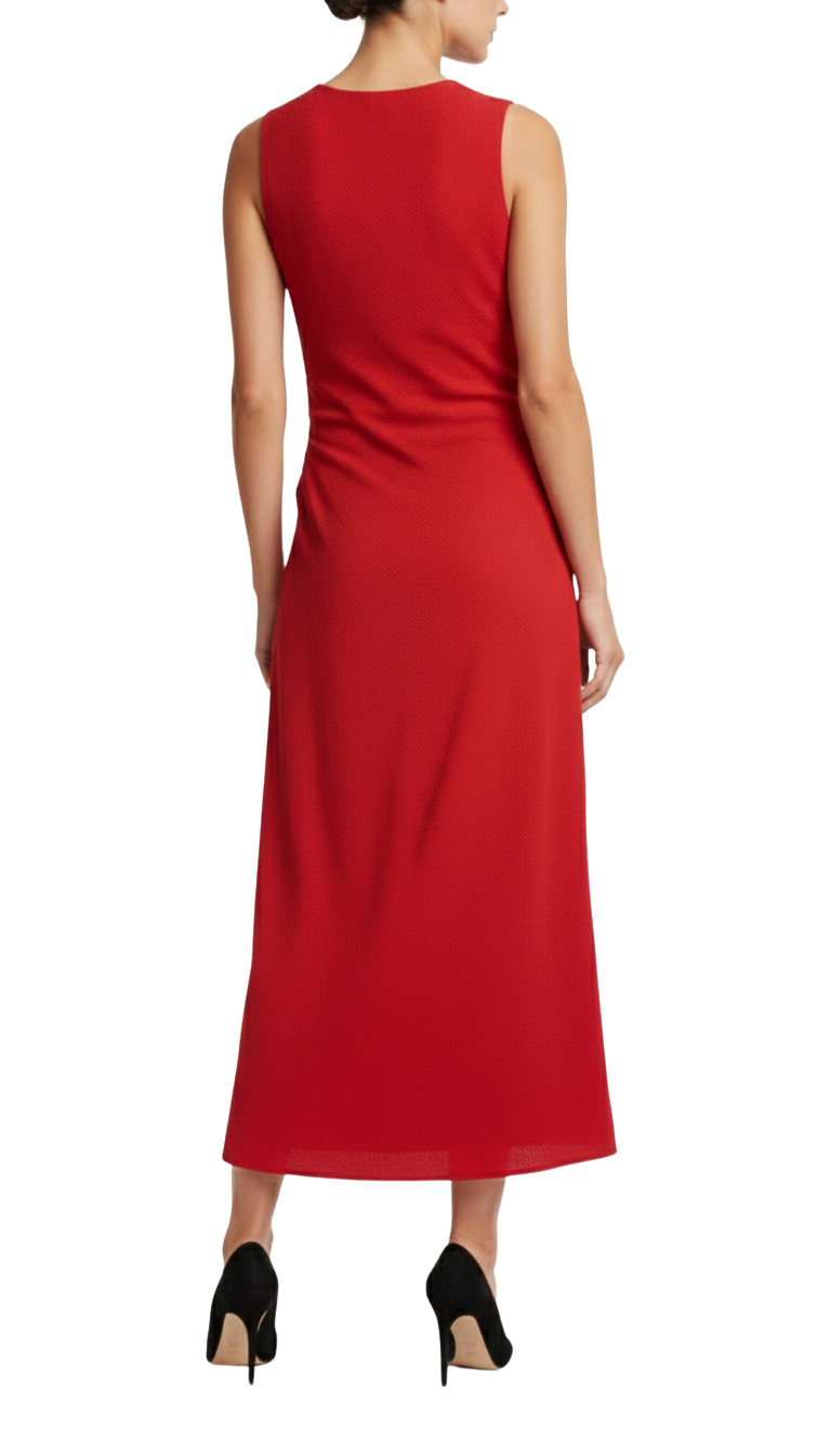Vestido rojo con plisado lateral