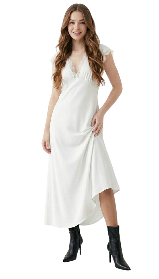 Vestido blanco con detalle de encaje en escote