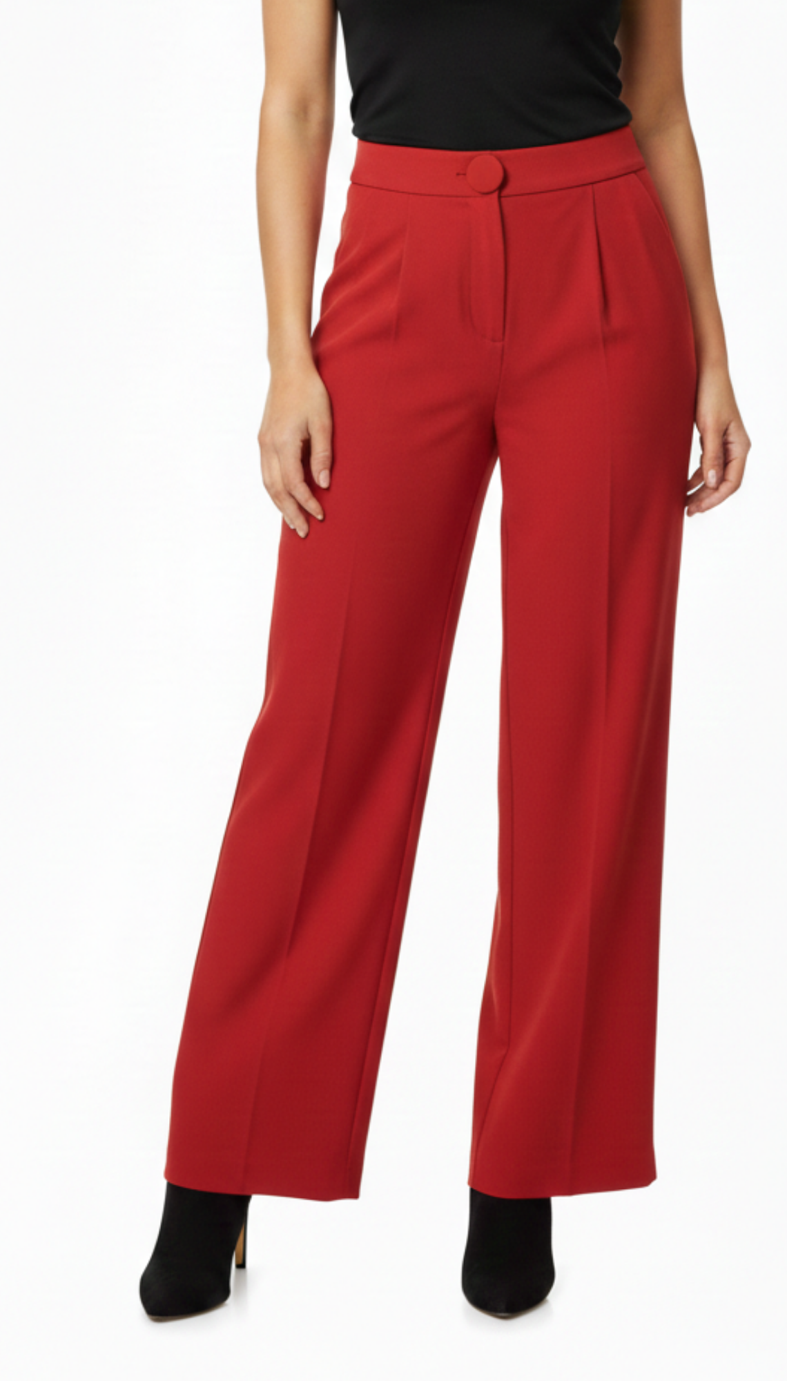 Pantalon rojo con pinzas al frente y cierre a un boton