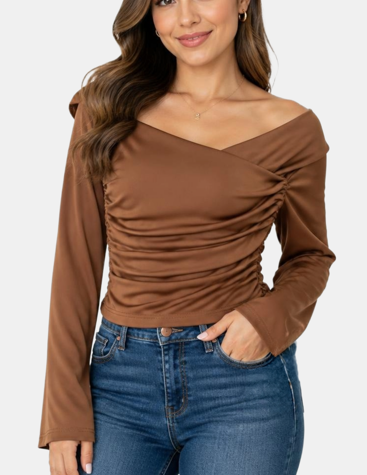 Blusa cruzada con entallado en cintura cafe
