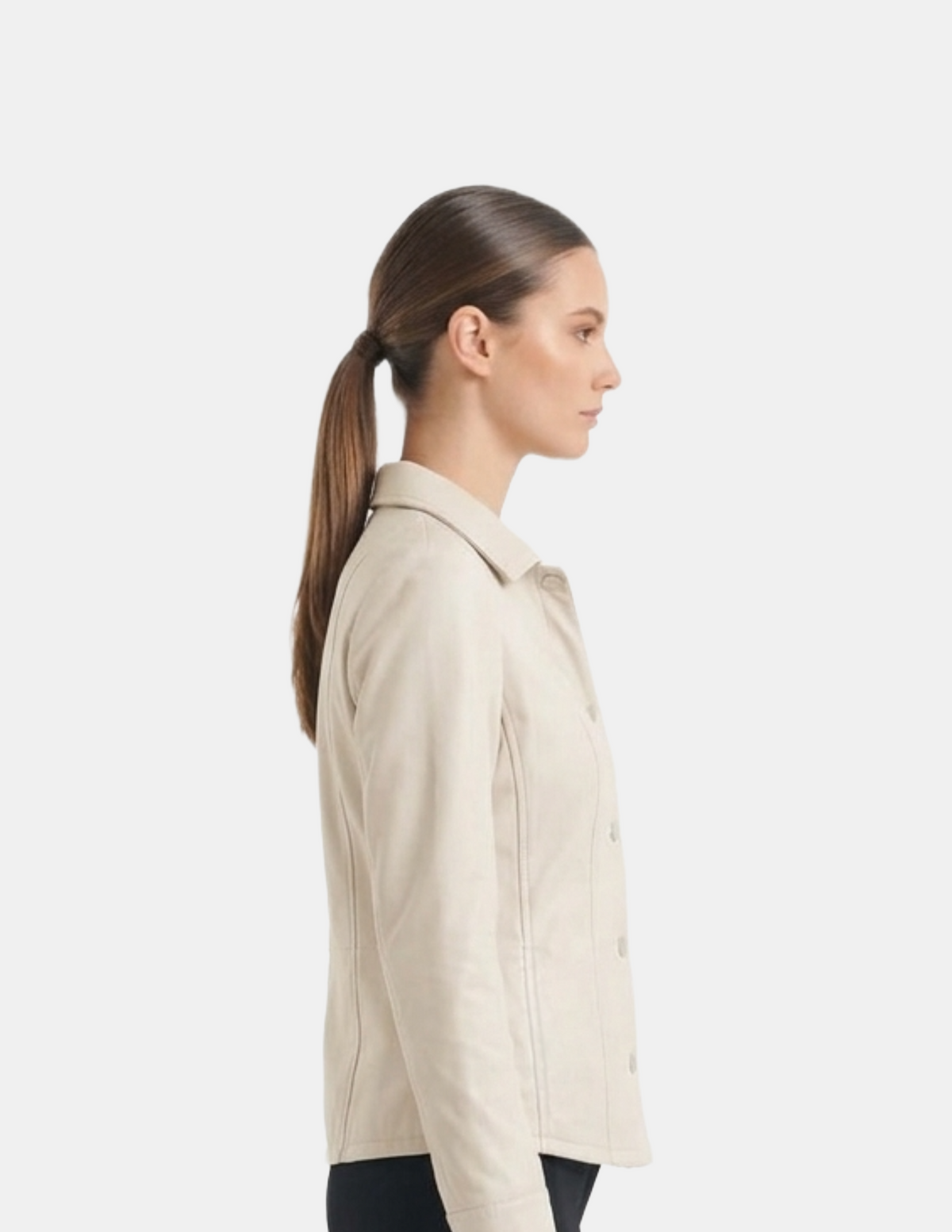 Blusa de vinipiel con bolsas en pecho con costuras