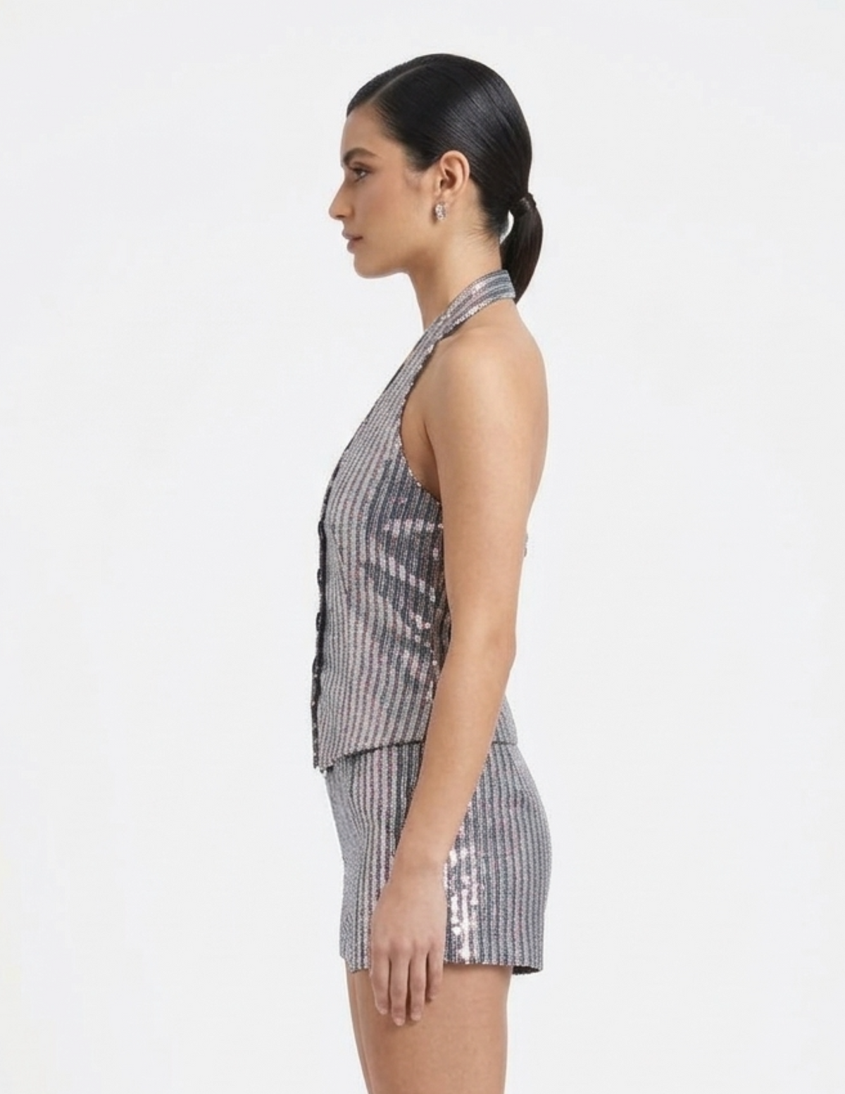 Conjunto de dos piezas plateado de blusa y short
