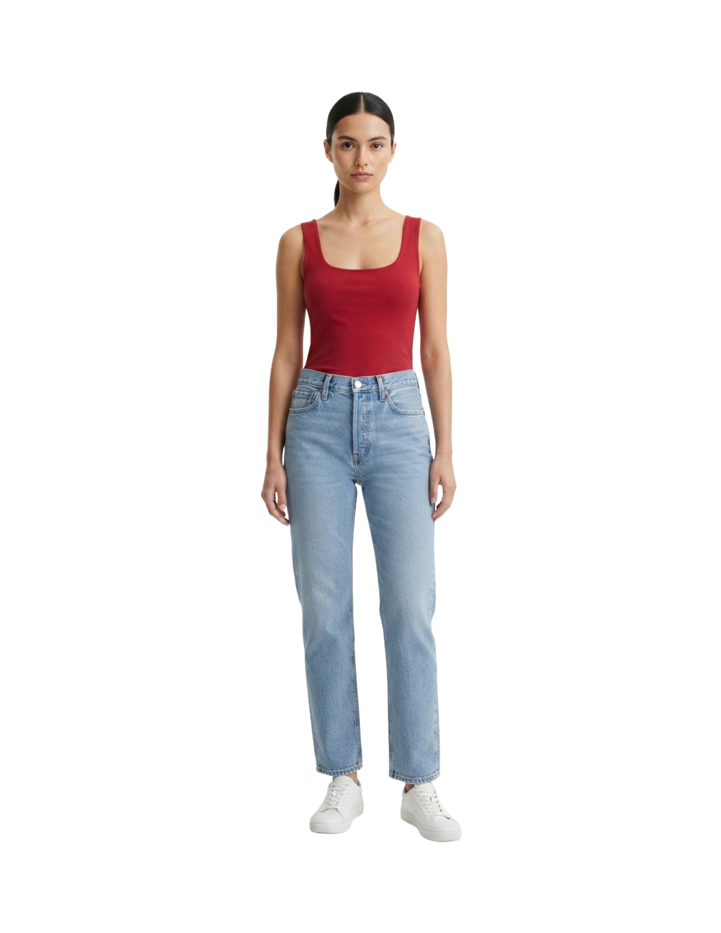 Blusa de tirantes anchos roja cuello rectangular