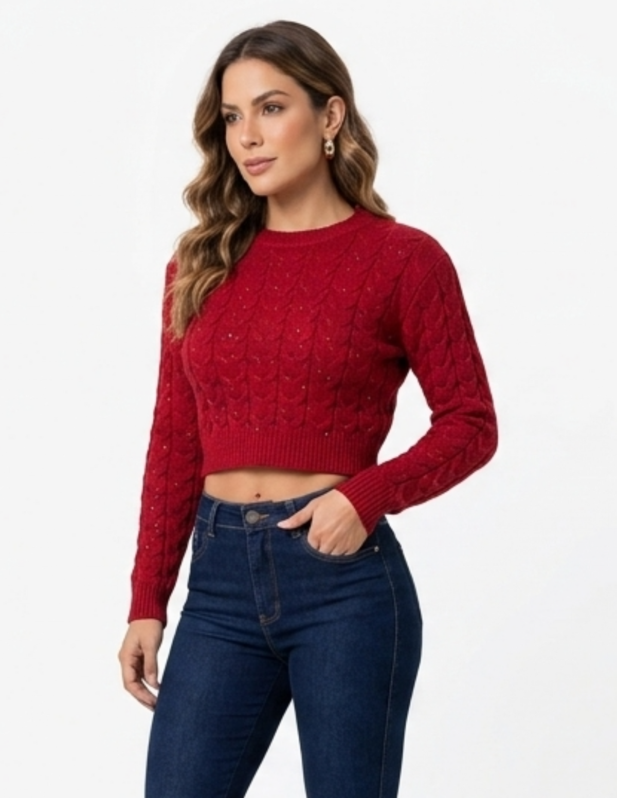 Suéter rojo con trenzas y detalle de brillos