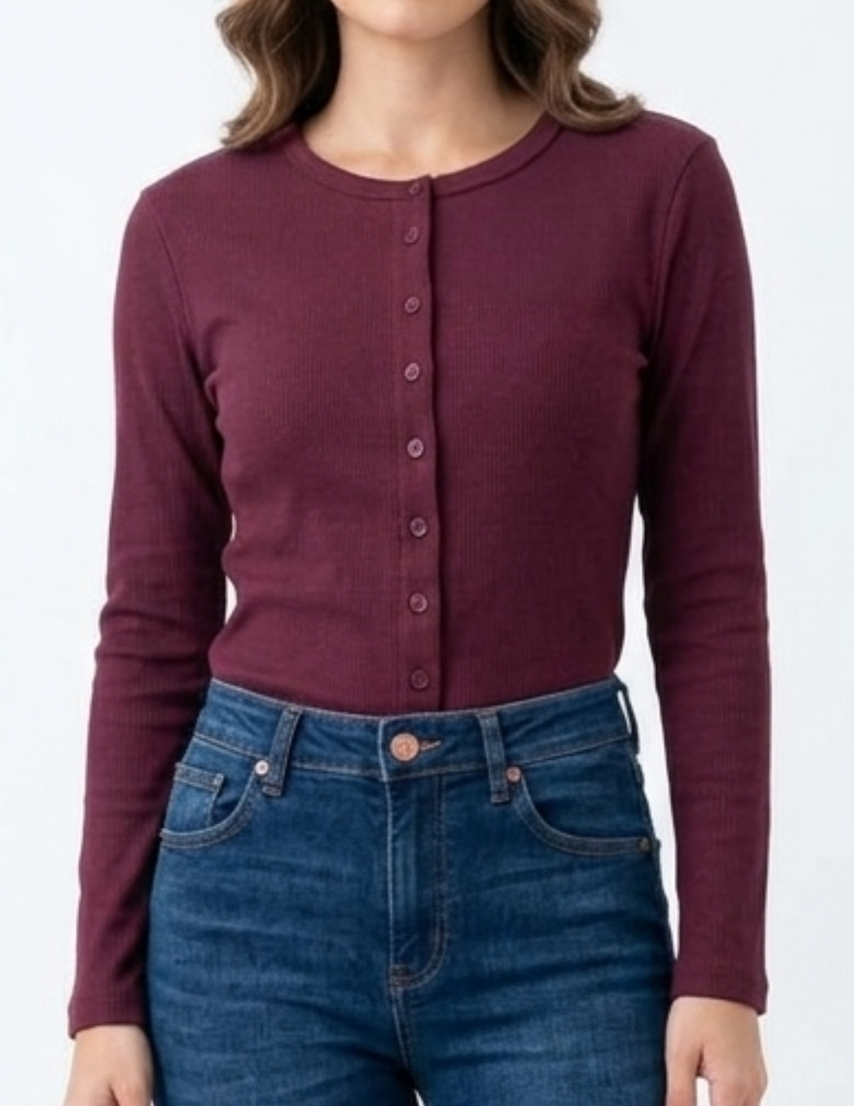 Blusa guinda acanalada abotonada