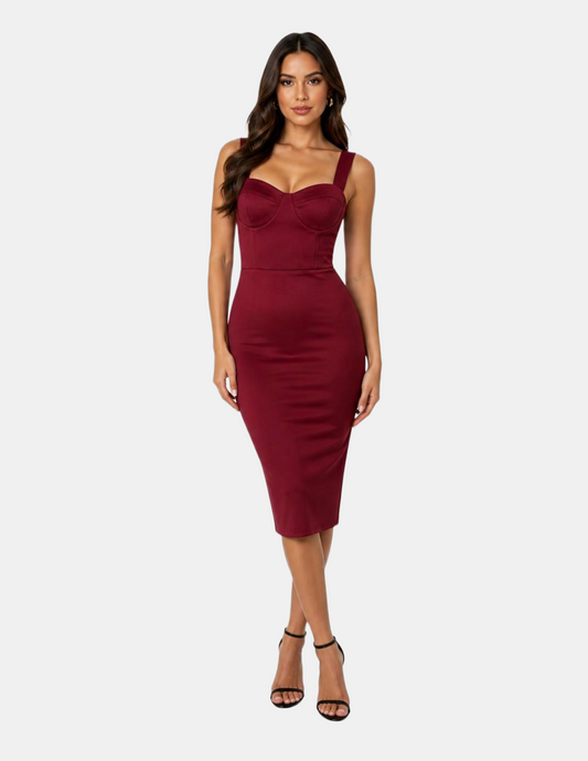 Vestido guinda con copas de tirantes