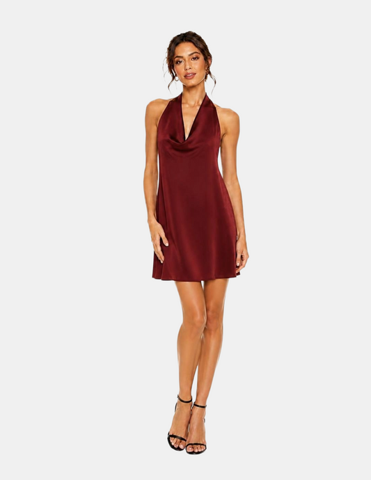 Vestido guinda con amarre en cuello
