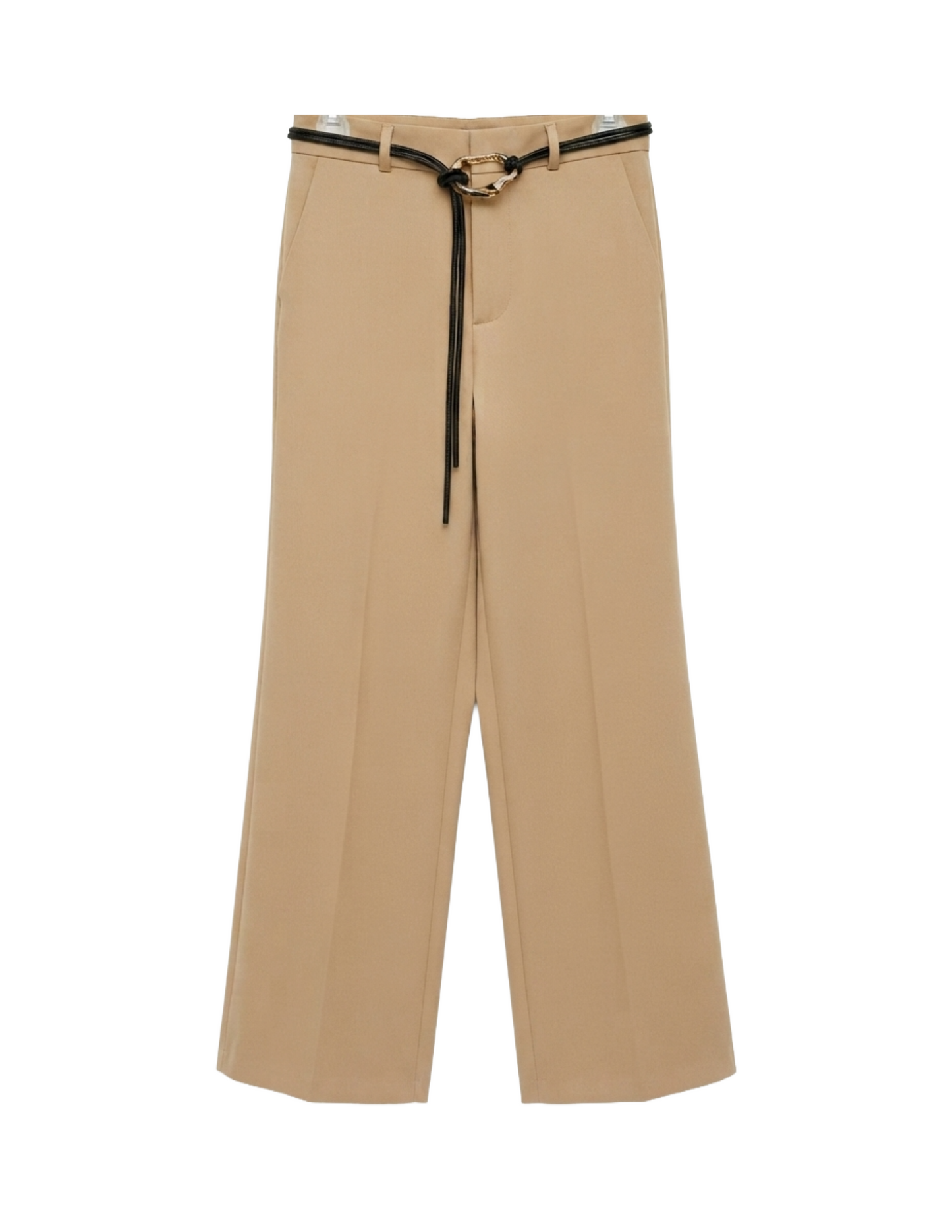 Pantalón beige con cinturón de tiras y hebilla