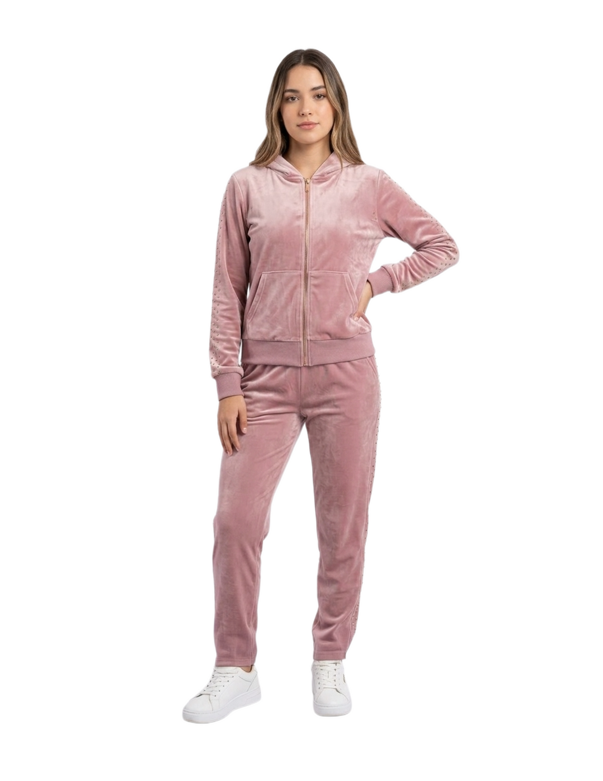 Conjunto deportivo rosa de terciopelo con decoraciones laterales de brillos