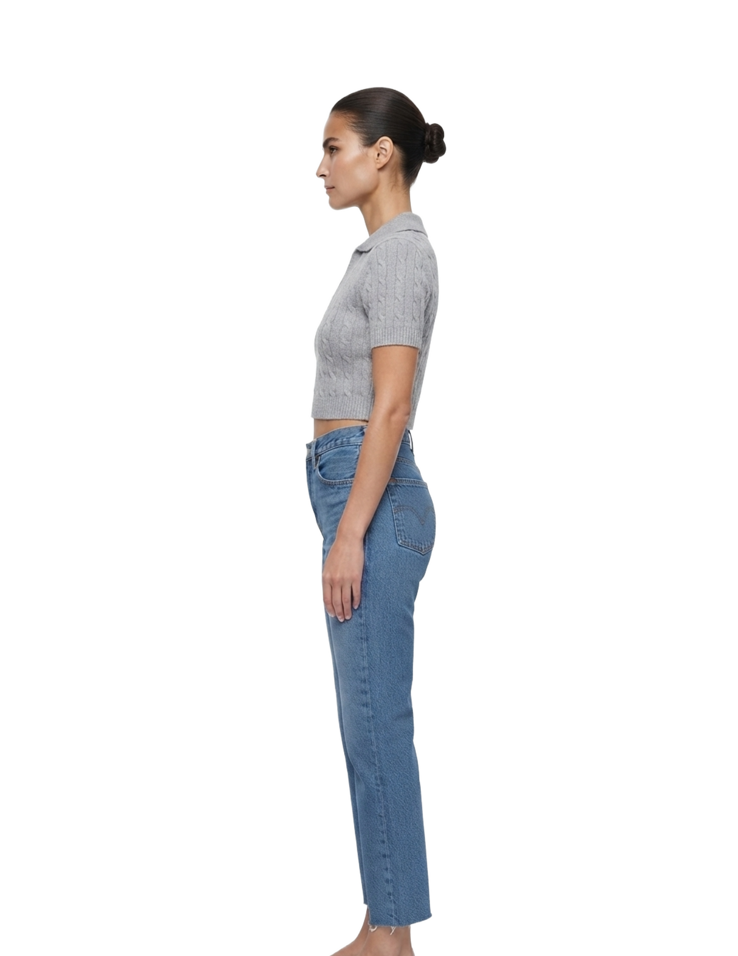 Crop top tipo suéter trenzado con cuello sport