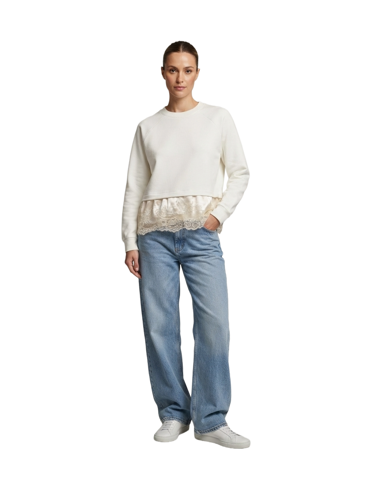 Sudadera blanca con detalle de satin con encaje