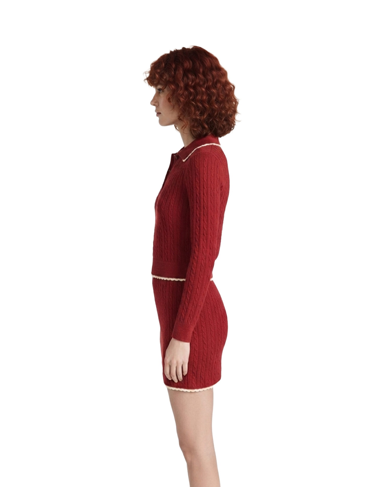 Conjunto guinda tejido de dos piezas de blusa y falda