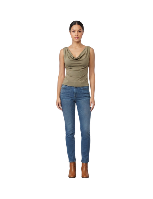 Blusa cafe con escote en V economica