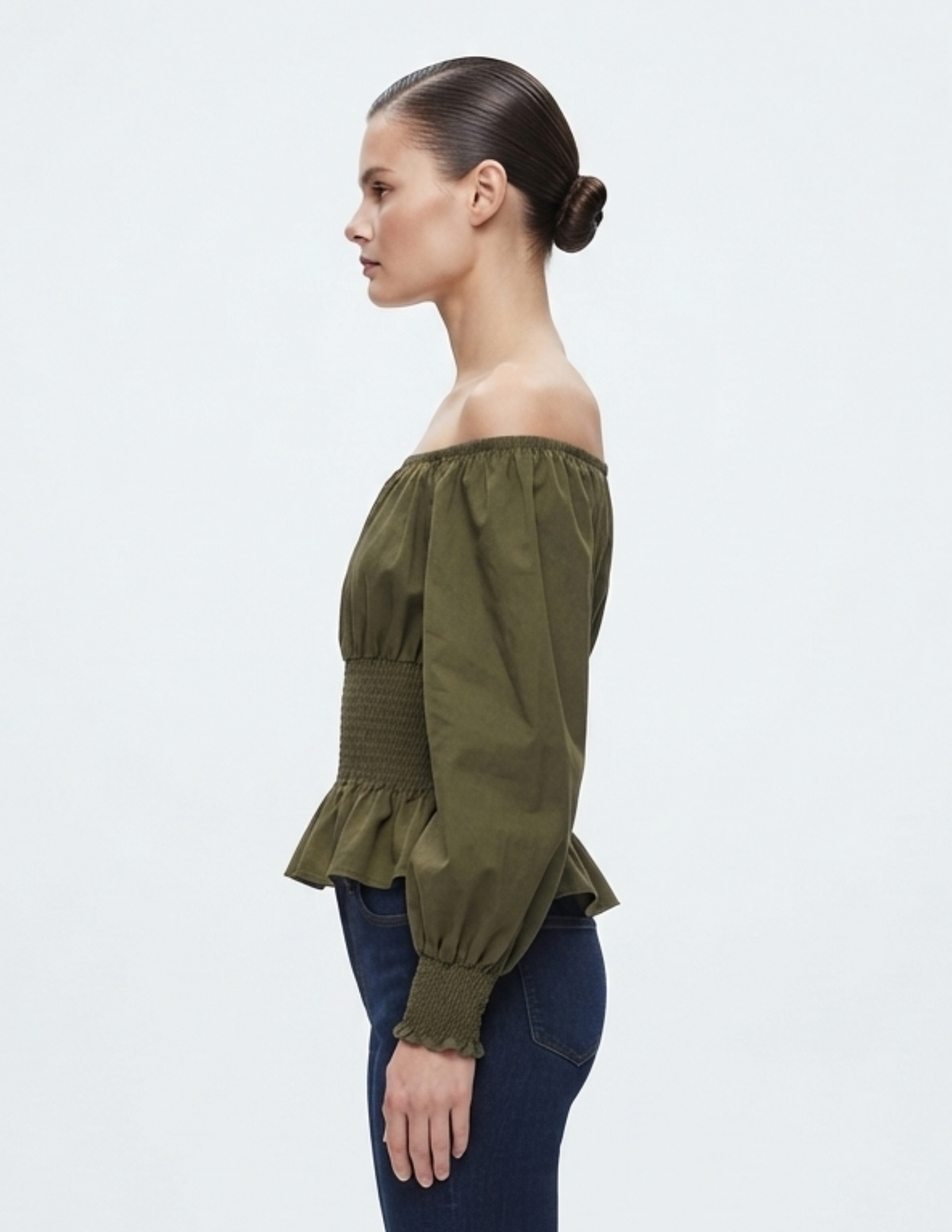 Blusa verde con elástico en cintura