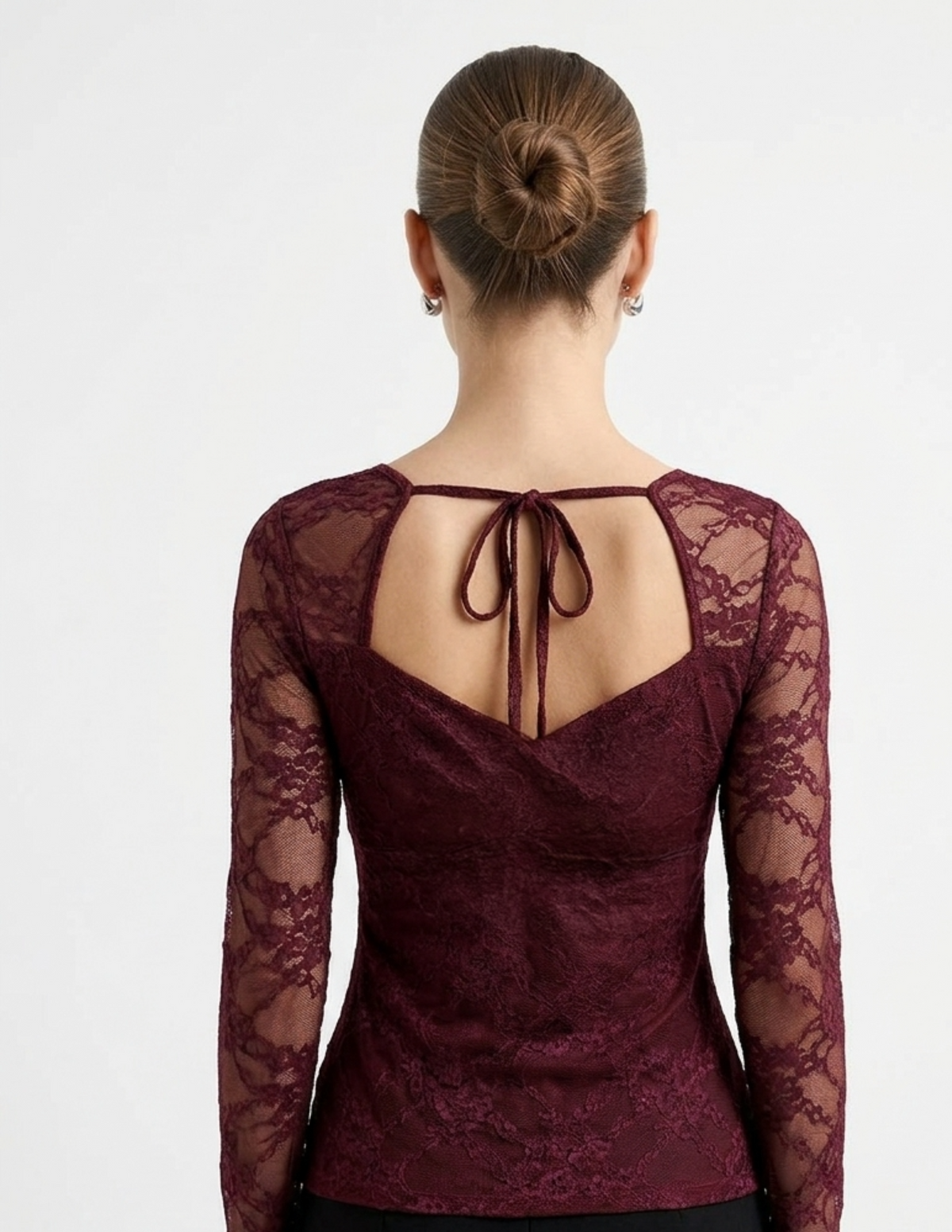 Blusa tipo mesh con plisado en pecho escote en espalda
