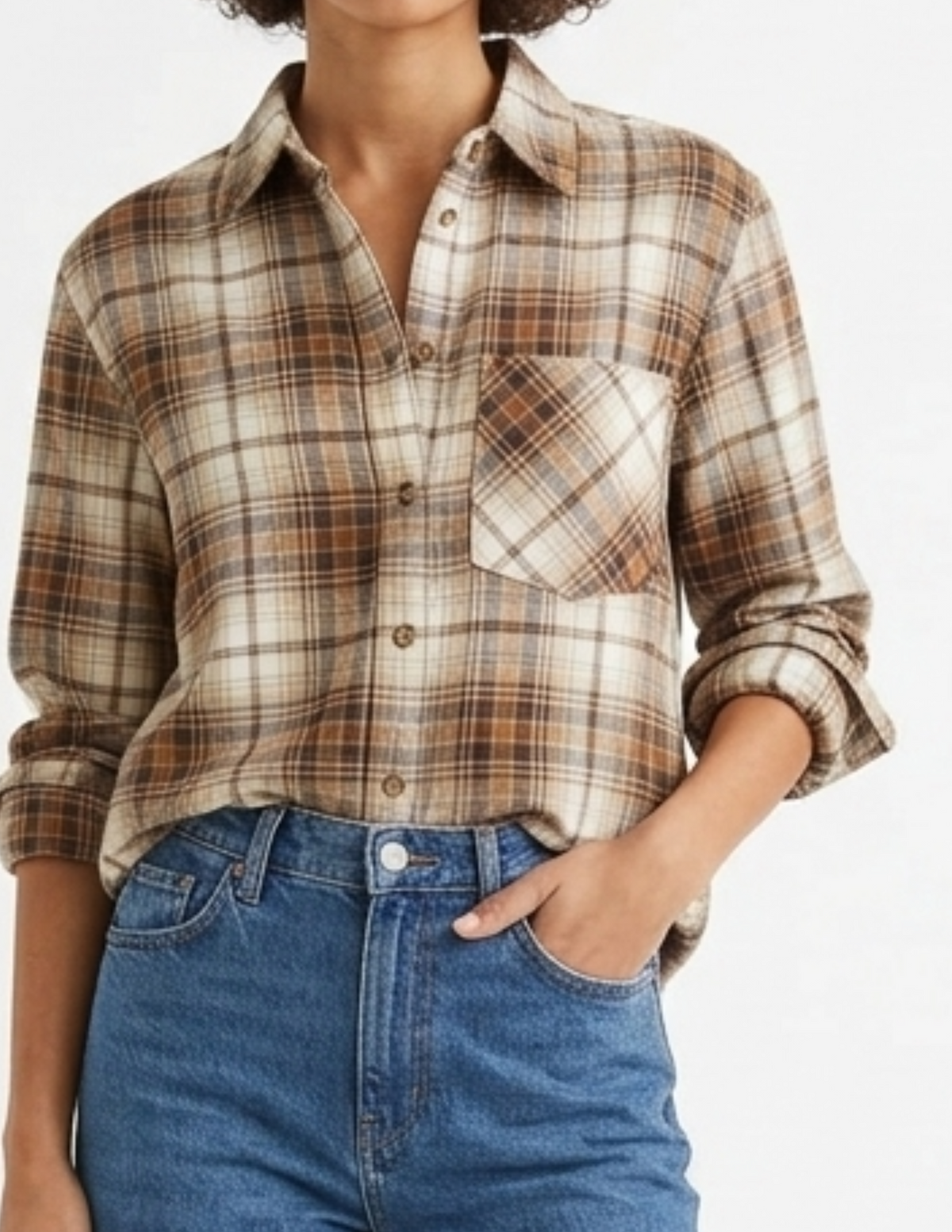 Blusa abotonada de mezclilla cafe con cuadros
