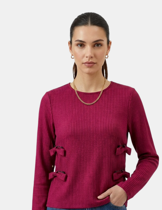 Blusa guinda cuello redondo con moños laterales