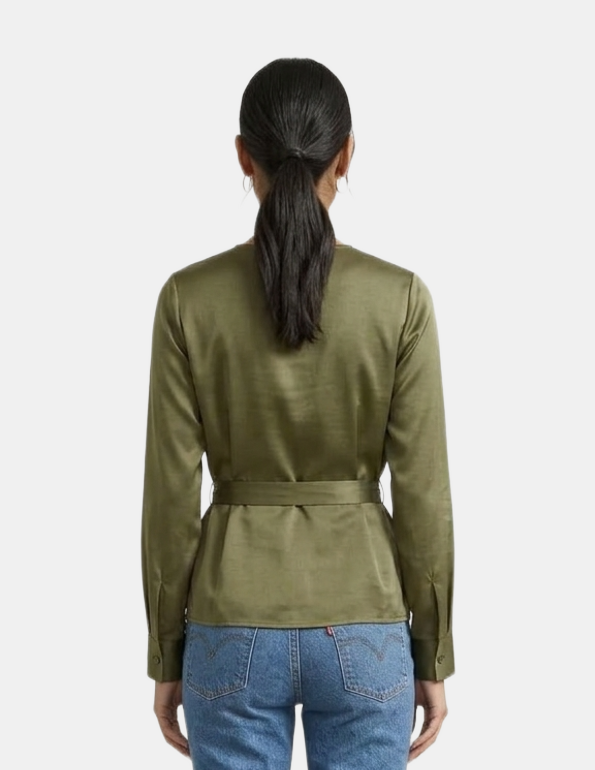 Blusa verde satinada manga larga