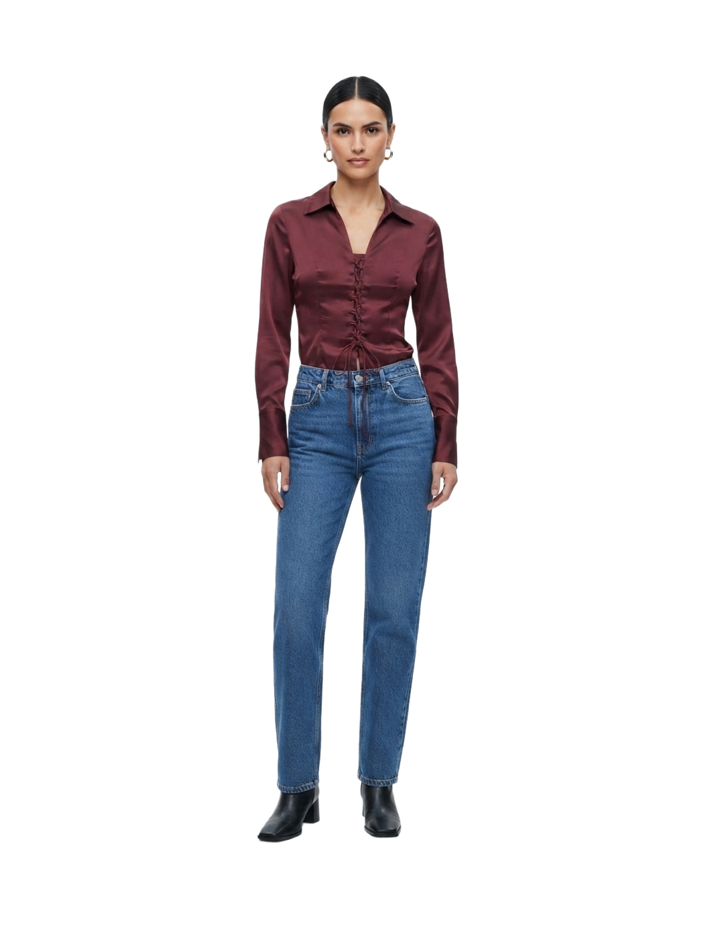 Blusa satinada guinda tipo gotica