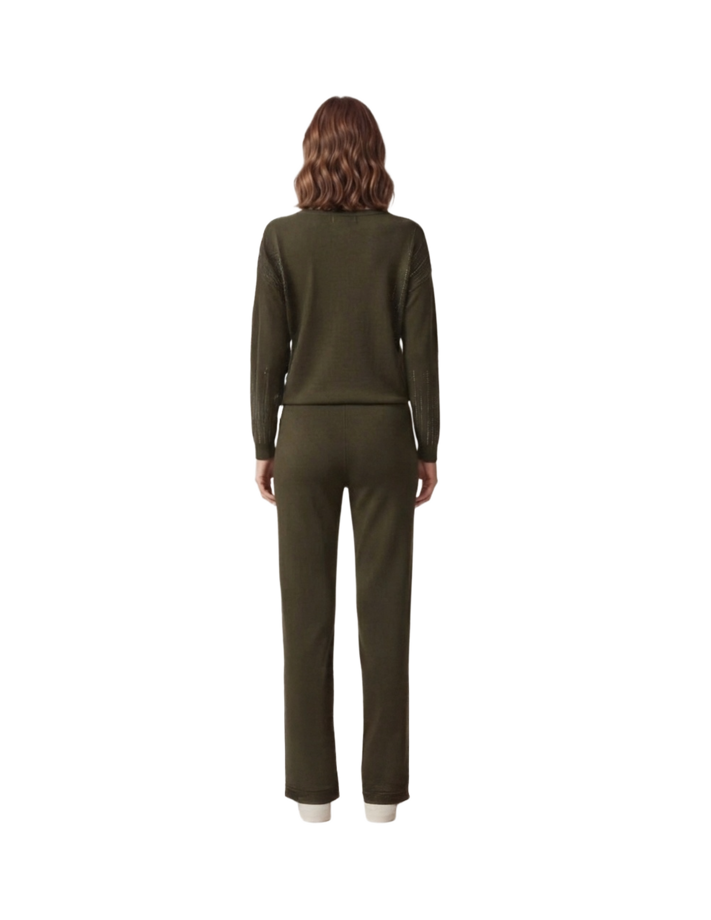 Conjunto verde de suéter y pantalonera con detalles de brillos