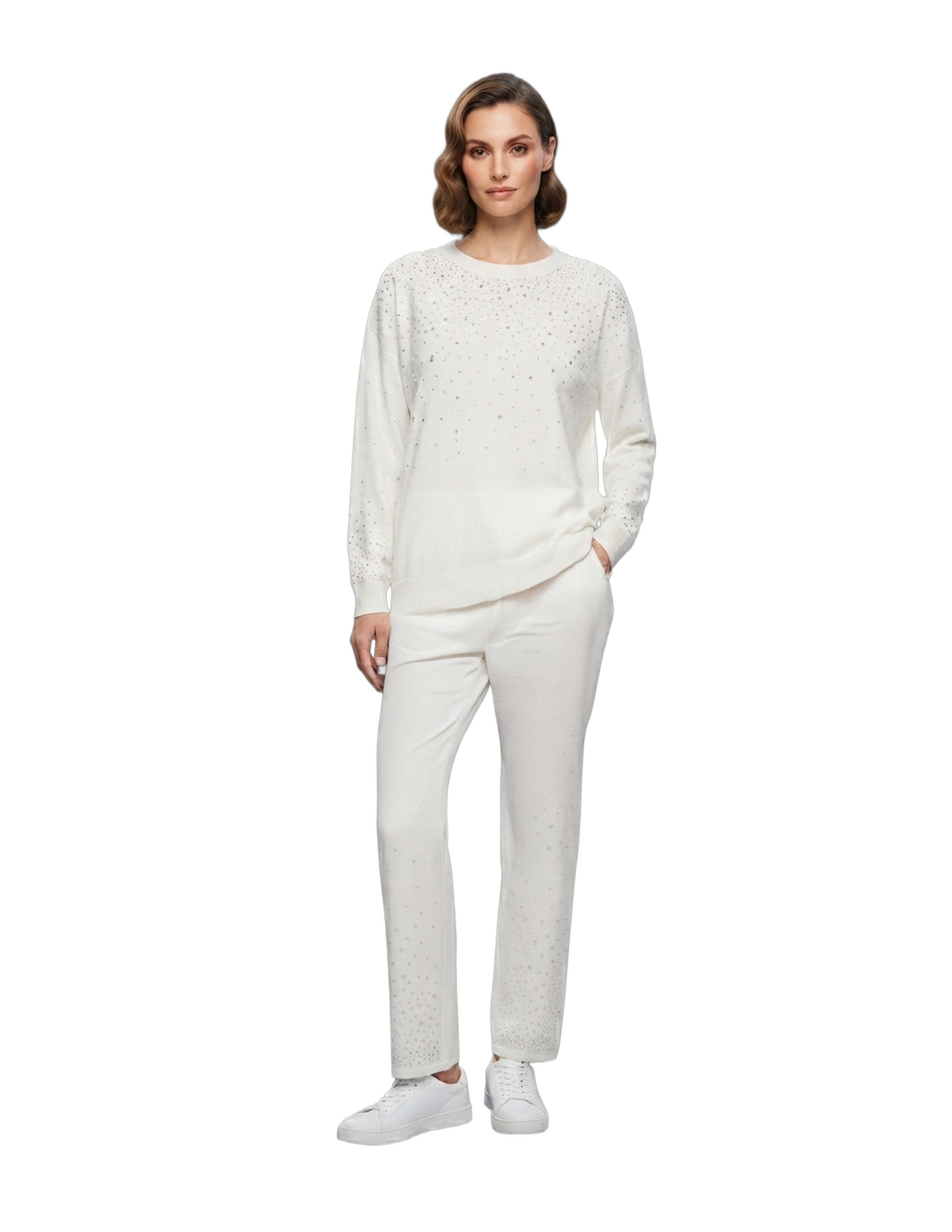 Conjunto calientito de sudadera y pantalón con brillos