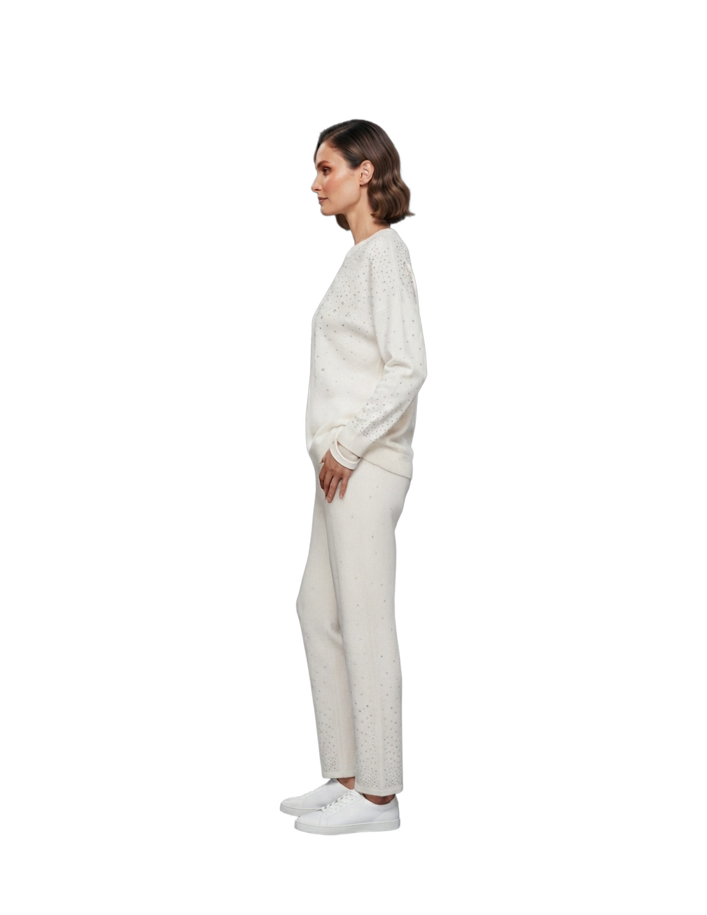 Conjunto calientito de sudadera y pantalón con brillos