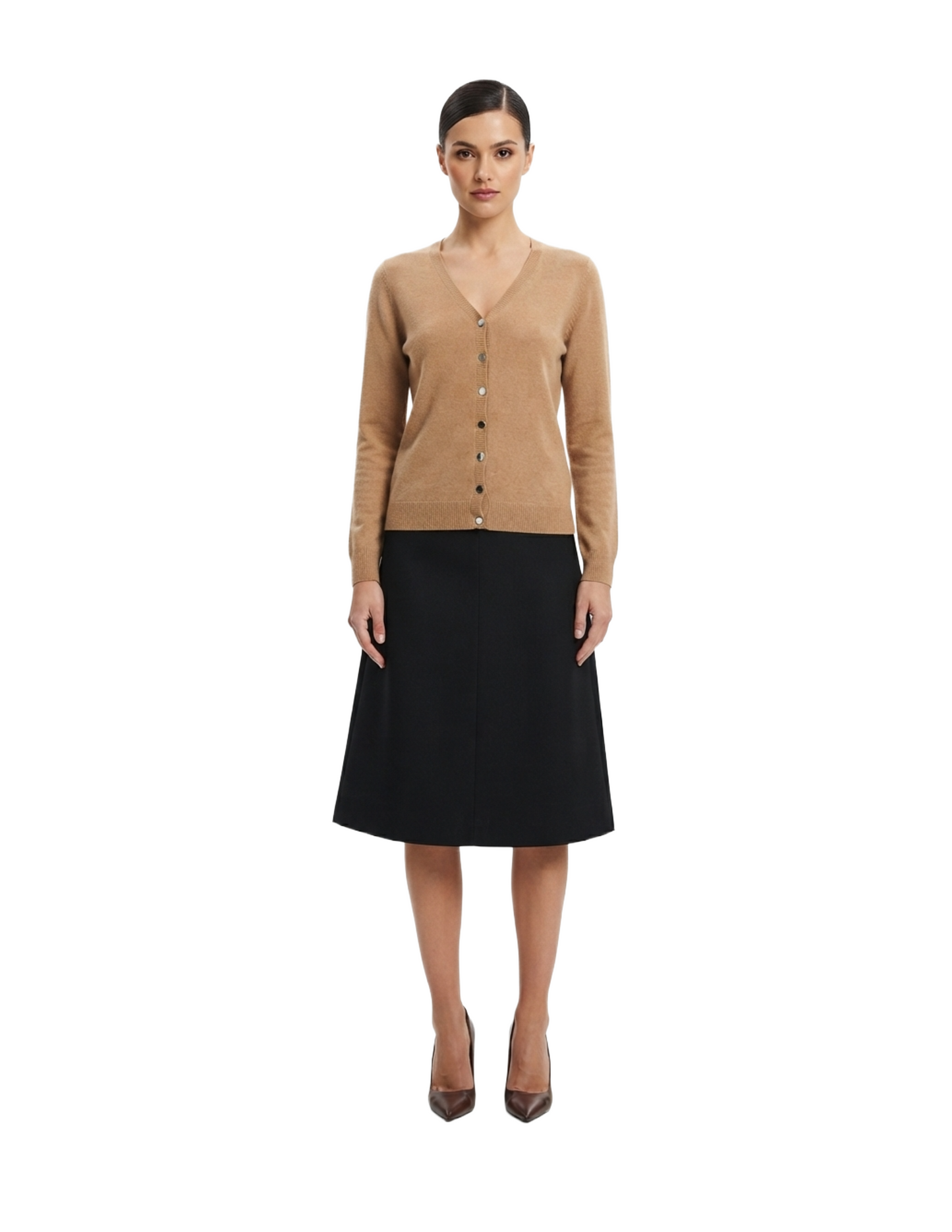 Suéter tipo cardigan en vertical fondo blanco