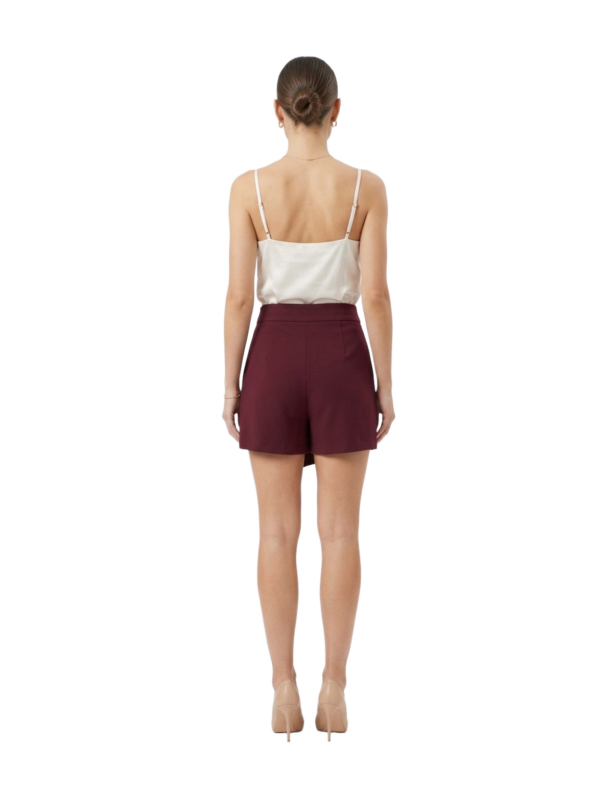 Falda short con prendedor