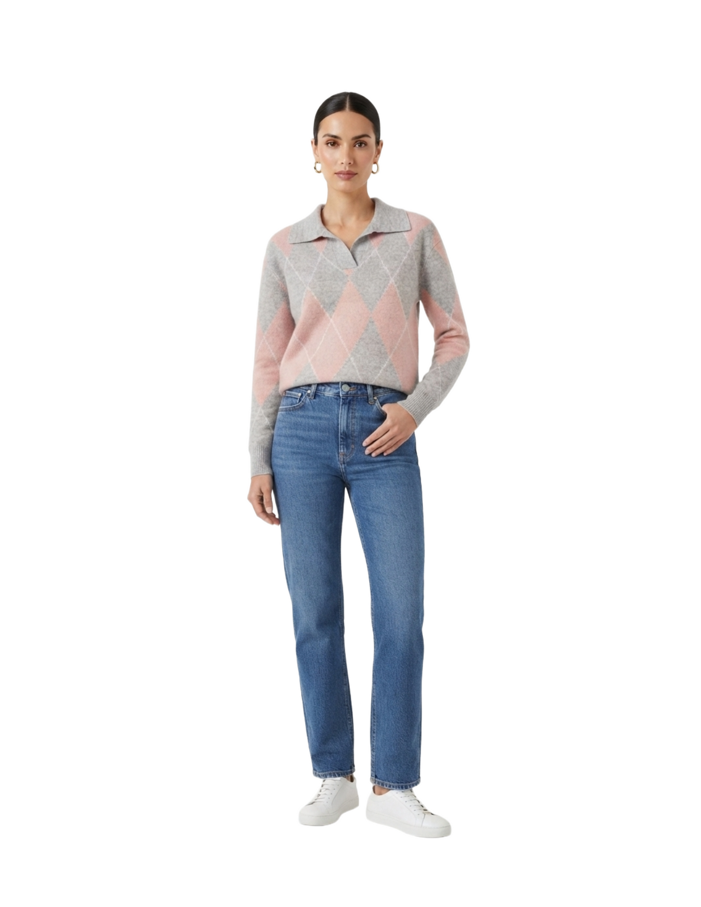 Suéter gris con rombos rosas cuello tipo camisa