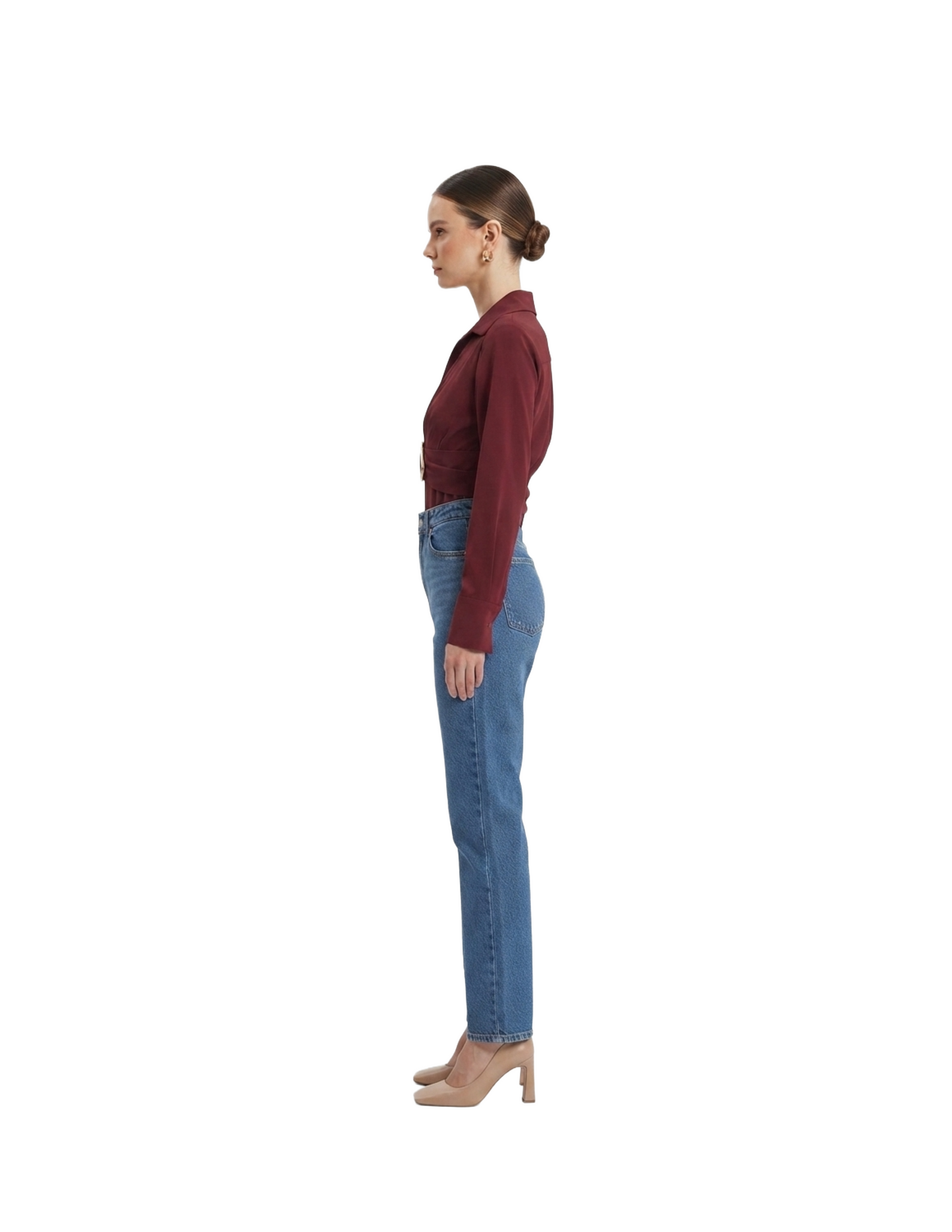 Blusa roja cuello en V con medio cinto