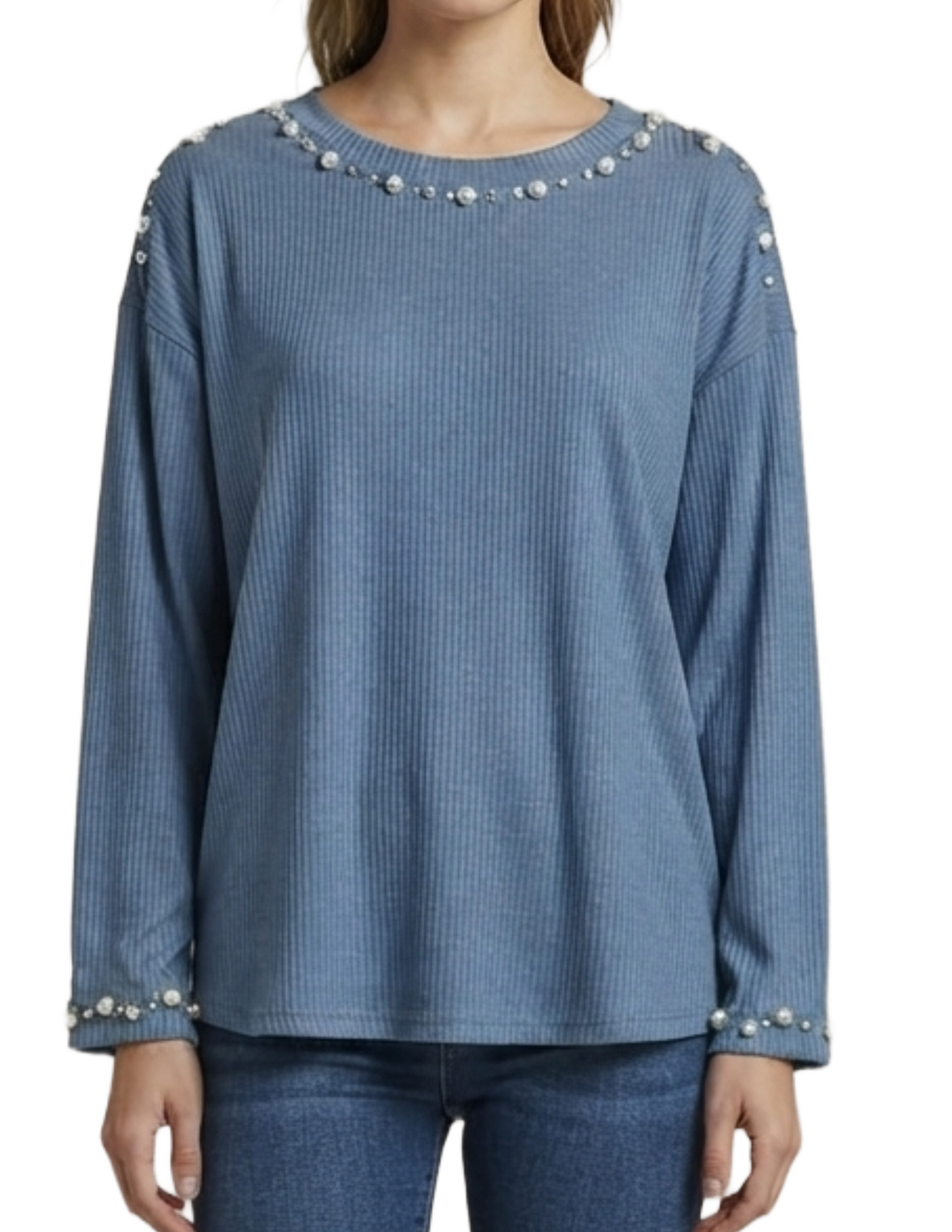 Blusa azul acanalada con detalle de perlas y brillos en cuello-mangas