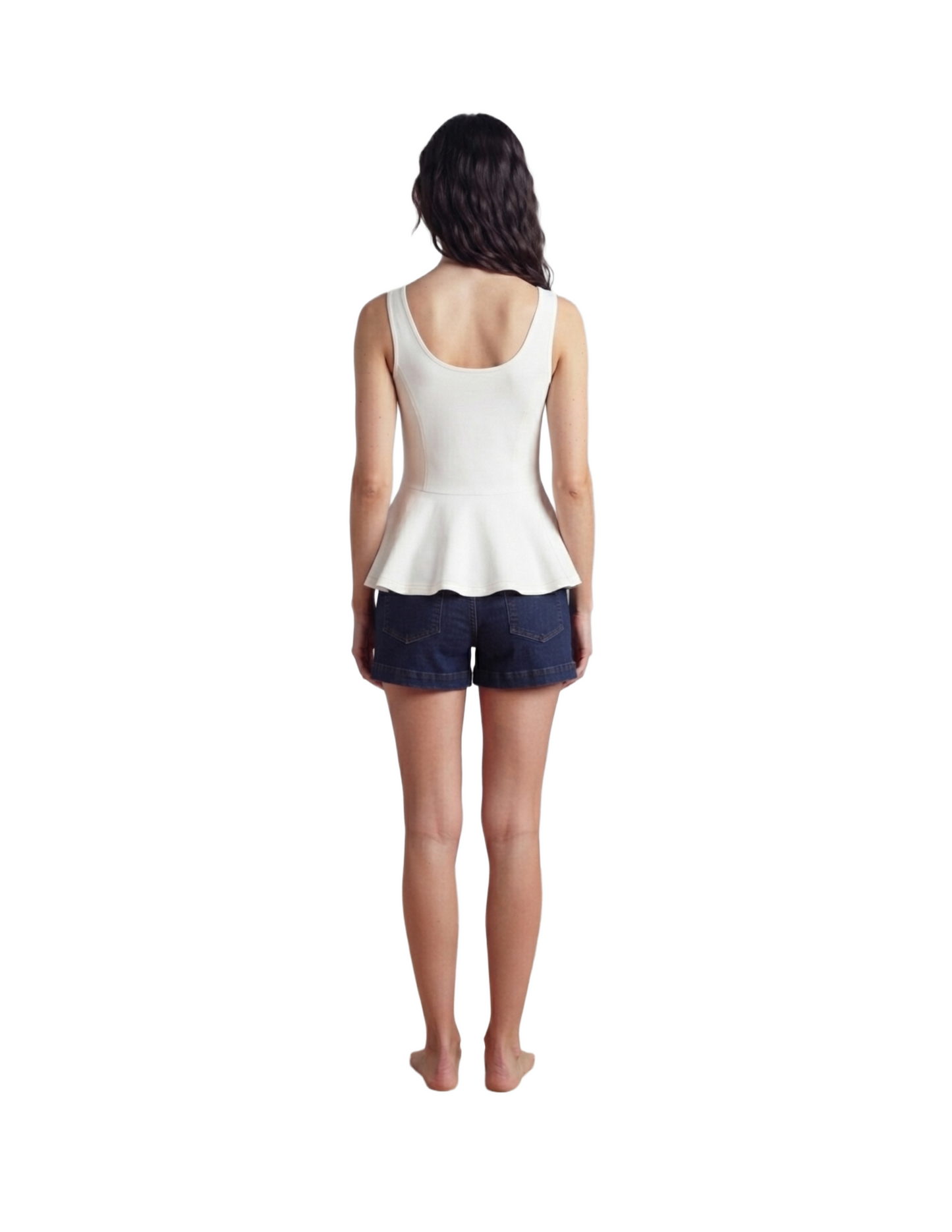 Blusa blanca de tirantes seccionada