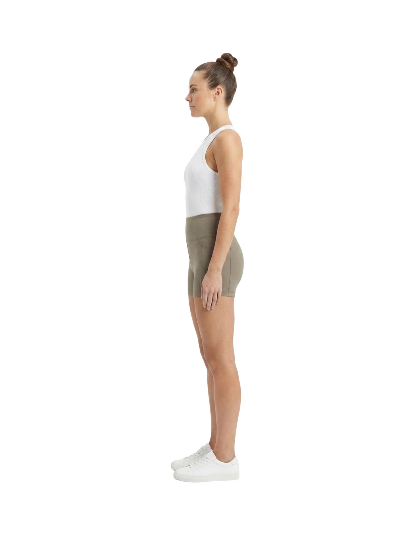 Short cafe sport con bolsas laterales