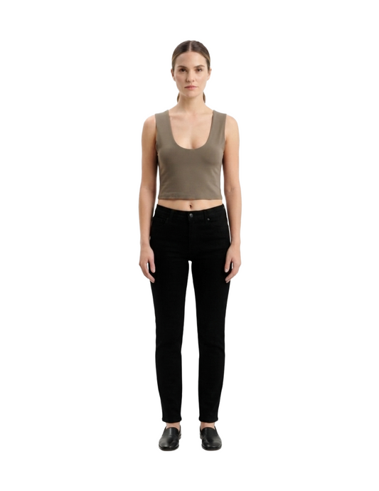 Crop top cuello en V color cafe