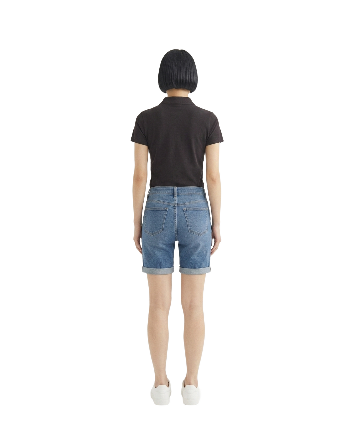 Blusa negra tipo polo