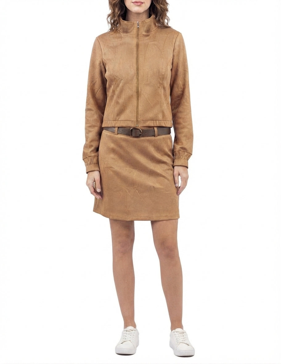 Conjunto de gamuza de chamarra y falda